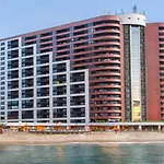 IATE PLAZA - Calçadão - Frente Mar Flat 603