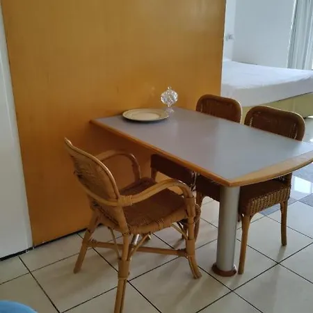 Iate Plaza - Calçadão - Frente Mar Flat 603 Apartamento *